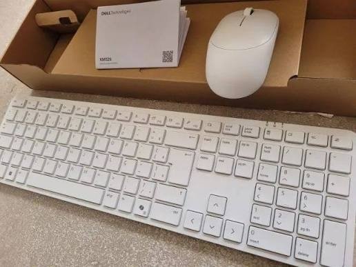 Dell Pro 5 KM526 - Ensemble clavier et souris - sans fil - 2.4 GHz –